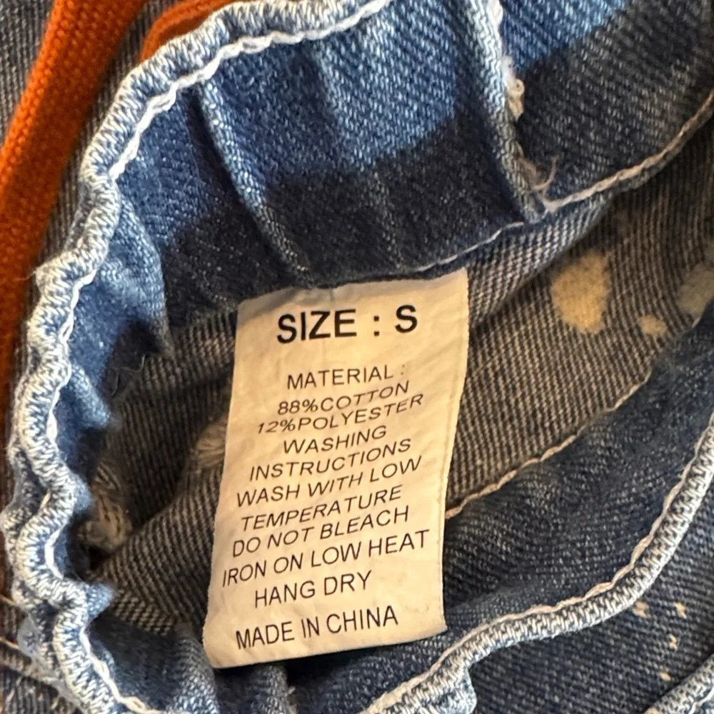 Amazon Women's Blue Boyfriend Jeans with Orange Tie - Picture 2 of 9